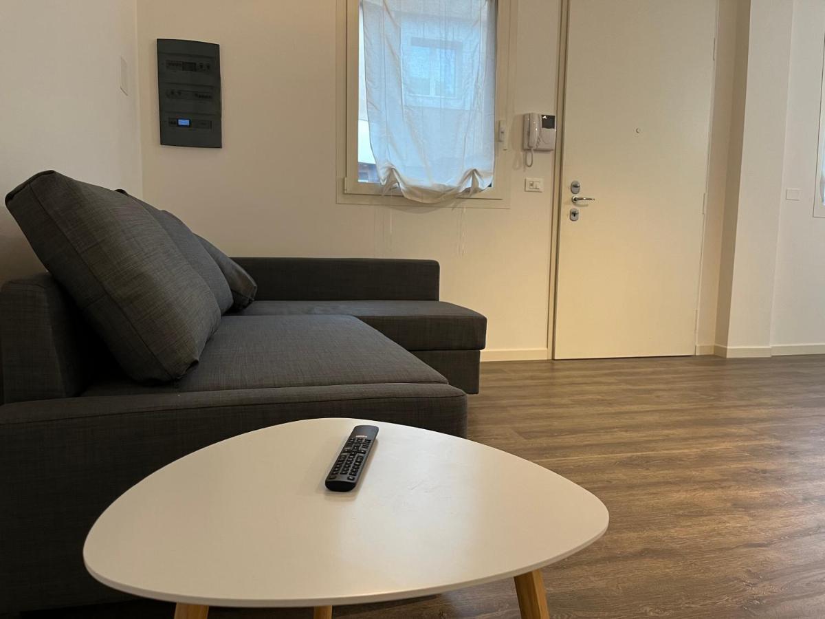 Modern Apartment - Centro Падуя Экстерьер фото