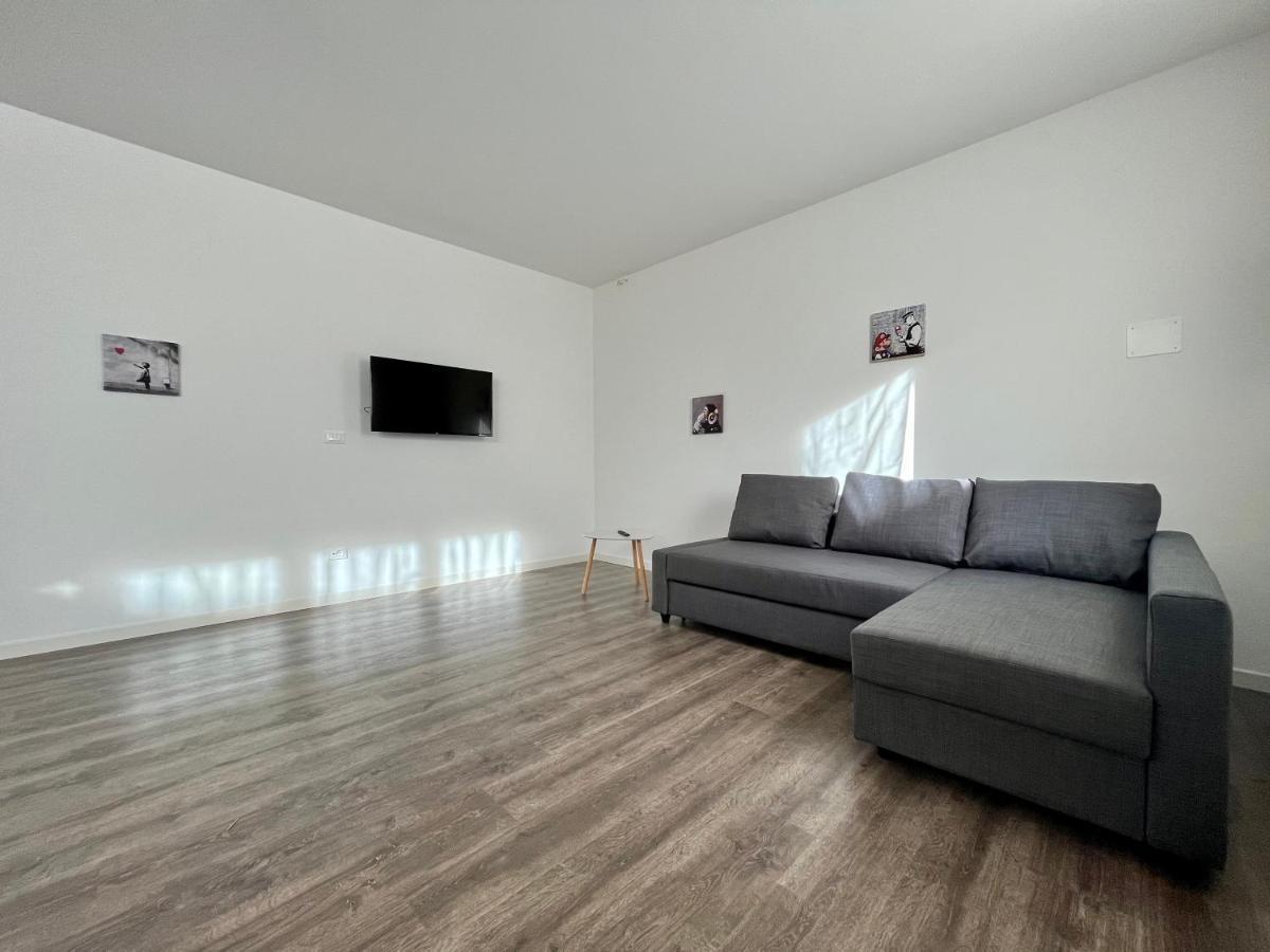 Modern Apartment - Centro Падуя Экстерьер фото